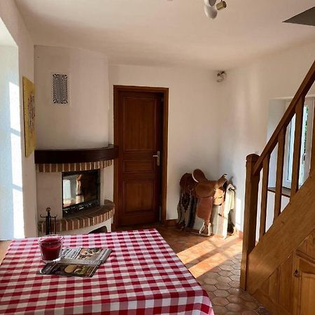 La Petite Maison De La Vallee Bazainville ภายนอก รูปภาพ