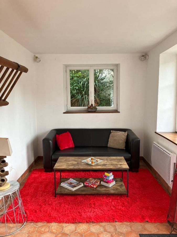 La Petite Maison De La Vallee Bazainville ภายนอก รูปภาพ